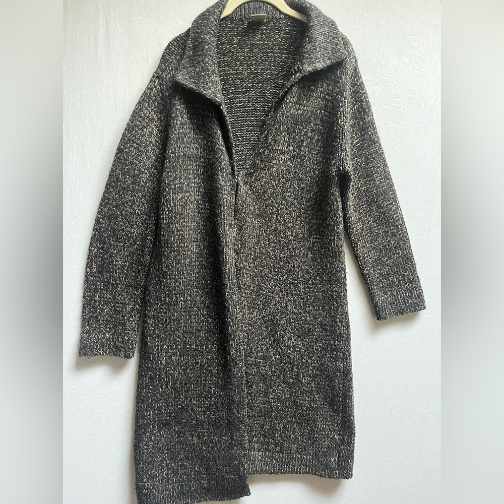 Woolworths Cozy Black and White Knit Long Cardigan Sz M